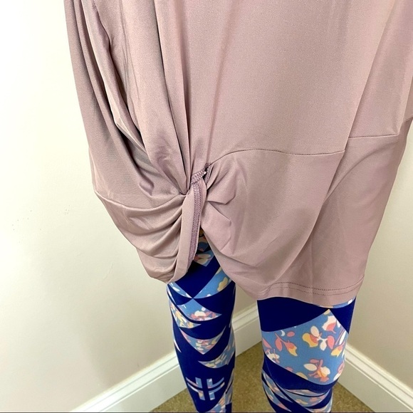 SHEIN Mauve V-Neck Tunic Top Size: Small - Picture 3 of 12